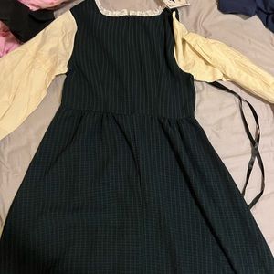 A classic Lolita OP I’m 170cm the dress is down to my knees. Brand New